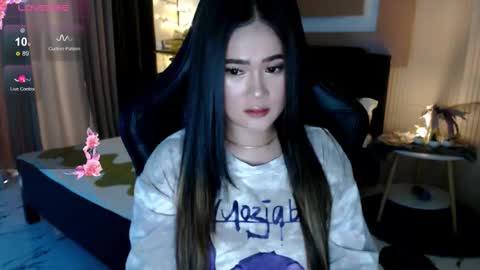 Snapshot of simplykhate chatting on 02-24-26, 02:20 Adrianna Fowler online show from 02-24-26, 02:20