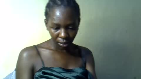 simplyloy33 online show from 06-26-26, 07:13