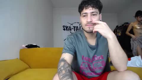 Sofi wed. - sat. 11am - 11 pm and Santi with Sofi sun.. - tue. 11 am - 5 pm  europe online show from 12-15-25, 11:36