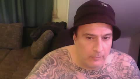 sinalco1975 online show from 10-28-25, 05:22