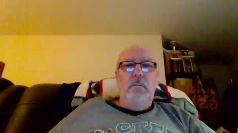 Snapshot of sincere159 chatting on 01-12-25, 11:04 sincere159 online show from 01-12-25, 11:04