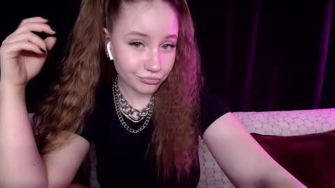 Sindi online show from 02-19-25, 05:49