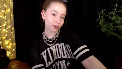 Sindi online show from 09-12-25, 11:21