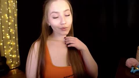 Sindi online show from 11-28-25, 12:41