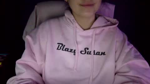 Snapshot of sindrastone chatting on 01-18-25, 04:59 Sindra online show from 01-18-25, 04:59