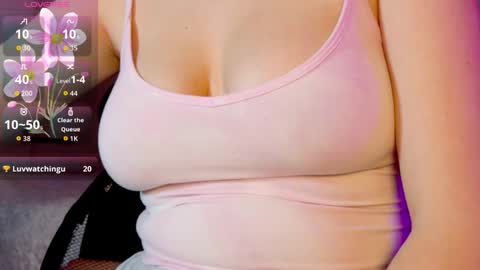Snapshot of sinful_kittyy chatting on 06-08-26, 09:04 Kate online show from 06-08-26, 09:04