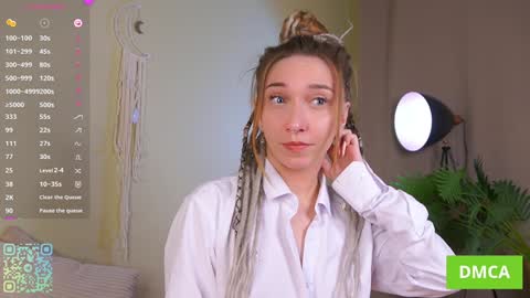 Snapshot of sinfulfairy chatting on 10-16-25, 05:08 online show from 10-16-25, 05:08