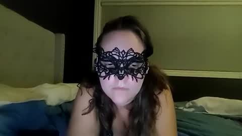Snapshot of sinfulsynergy666 chatting on 09-09-25, 01:16 SinfulSynergy online show from 09-09-25, 01:16