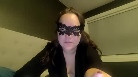 Snapshot of sinfulsynergy666 chatting on 09-30-25, 01:54 SinfulSynergy online show from 09-30-25, 01:54