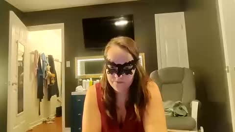 Snapshot of sinfulsynergy666 chatting on 10-12-25, 02:21 SinfulSynergy online show from 10-12-25, 02:21