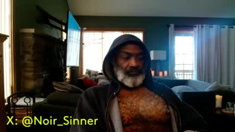 Snapshot of sinnernoir chatting on 09-09-25, 01:32 My Name Is..............................John online show from 09-09-25, 01:32