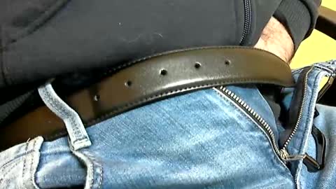 Snapshot of sinthesi chatting on 12-08-24, 06:43 Alex online show from 12-08-24, 06:43