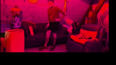 Snapshot of siphonophorstrings chatting on 09-12-25, 03:06 Dustbunnyfoofoo online show from 09-12-25, 03:06