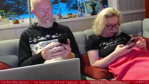 Snapshot of sir_and_essre chatting on 01-09-26, 03:26 Sir Bacchus Miss Essre online show from 01-09-26, 03:26