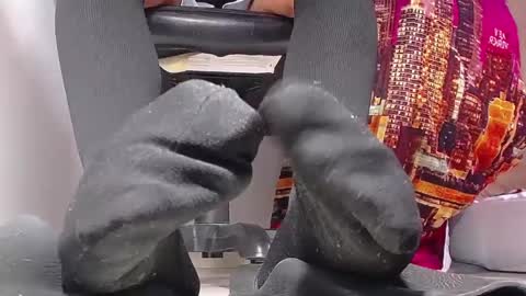 Snapshot of sir_kev66 chatting on 02-11-25, 09:56 only foot worshipers here online show from 02-11-25, 09:56