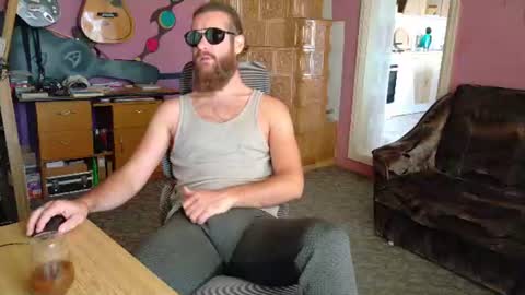 I am The Fourth and only Sir. Pelo online show from 07-10-26, 05:23