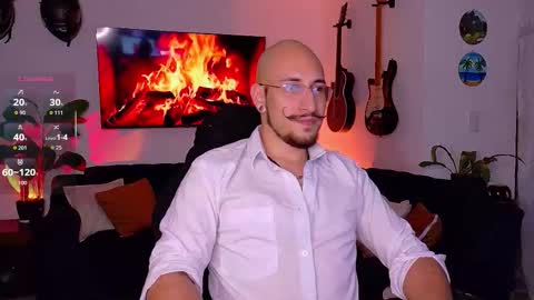 Snapshot of sir_wllliam chatting on 03-13-26, 11:44 William independent models online show from 03-13-26, 11:44