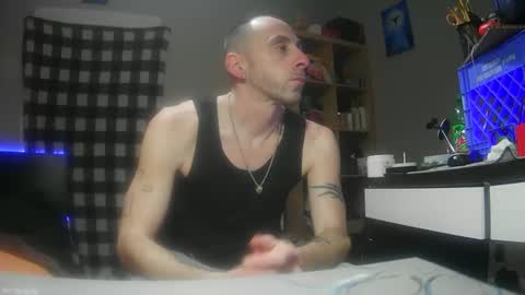 Snapshot of sirarchabalthe3rd chatting on 03-12-25, 02:09 Danny skiff online show from 03-12-25, 02:09