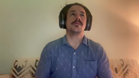 Snapshot of sirbubblesworth chatting on 01-27-25, 12:37 sirbubblesworth online show from 01-27-25, 12:37