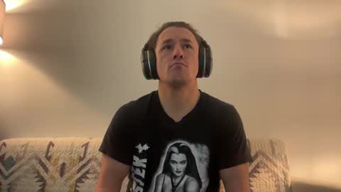 Snapshot of sirbubblesworth chatting on 02-08-25, 12:17 sirbubblesworth online show from 02-08-25, 12:17