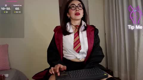 Snapshot of siren_indira_ chatting on 10-31-25, 08:43 siren indira online show from 10-31-25, 08:43