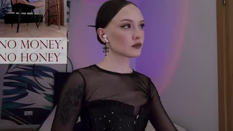 Snapshot of sirenaswhisper chatting on 05-06-26, 10:26 Goddess Sirena online show from 05-06-26, 10:26