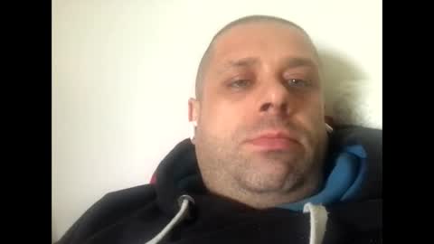 Snapshot of sirewa1885 chatting on 10-27-25, 09:57 sirewa1885 online show from 10-27-25, 09:57