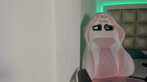 Snapshot of sirio_js chatting on 01-12-26, 03:56 sirio_js online show from 01-12-26, 03:56