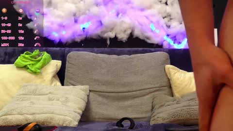 Edy online show from 09-18-25, 03:08