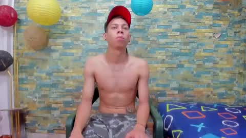 SIR RYANT online show from 01-13-25, 06:38