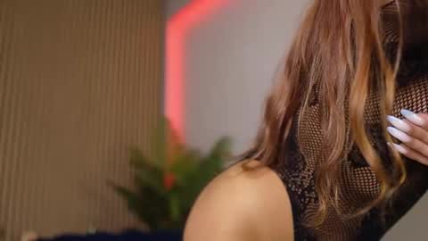 Dee online show from 11-02-25, 08:44