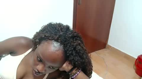 shannie online show from 04-10-26, 02:00