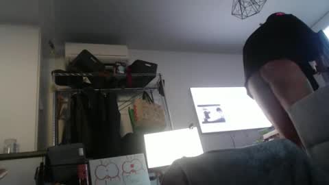 Snapshot of sissyboilooking chatting on 12-27-24, 07:03 RESPONDS WELL TO ... online show from 12-27-24, 07:03