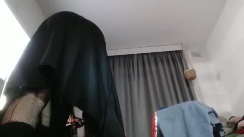 Snapshot of sissyboilooking chatting on 02-18-25, 08:03 RESPONDS WELL TO ... online show from 02-18-25, 08:03