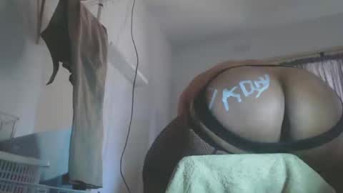 Snapshot of sissyboilooking chatting on 03-07-25, 02:04 RESPONDS WELL TO ... online show from 03-07-25, 02:04
