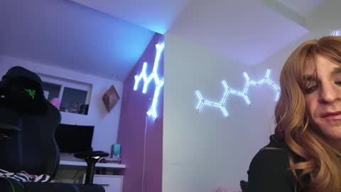 Snapshot of sissycdnatasha chatting on 05-09-26, 09:14 sissycdnatasha online show from 05-09-26, 09:14