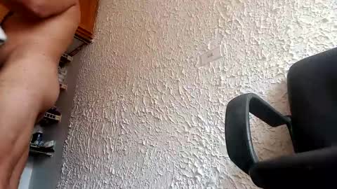 Snapshot of sissydoll_ chatting on 01-08-25, 08:07 TOMY online show from 01-08-25, 08:07