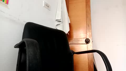 Snapshot of sissydoll_ chatting on 11-09-25, 08:29 TOMY online show from 11-09-25, 08:29