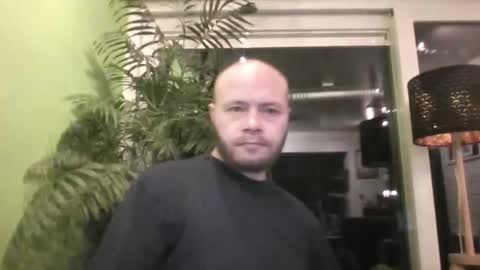 sixten19795 online show from 12-15-25, 06:28