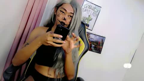 Sizka online show from 10-31-25, 05:14