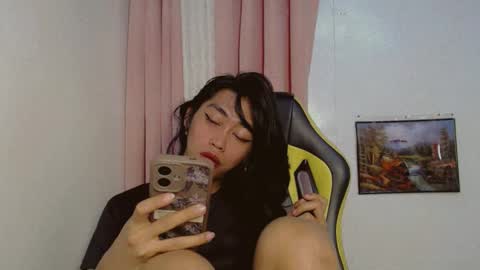 Snapshot of sizka_ford chatting on 12-21-25, 10:00 Sizka online show from 12-21-25, 10:00