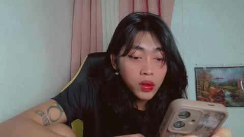 Snapshot of sizka_ford chatting on 12-22-25, 04:42 Sizka online show from 12-22-25, 04:42