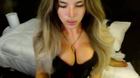 Snapshot of sizzling_cassie130 chatting on 07-21-26, 01:08 Cassie online show from 07-21-26, 01:08