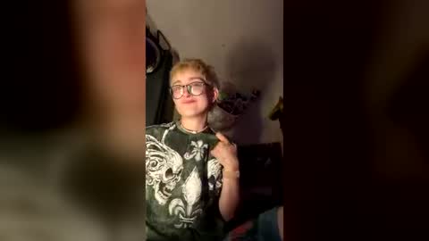 sk8rboi_twink online show from 06-23-26, 06:00