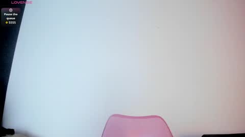 Snapshot of skarlet_miller_ chatting on 05-08-26, 12:32 SKARLET online show from 05-08-26, 12:32