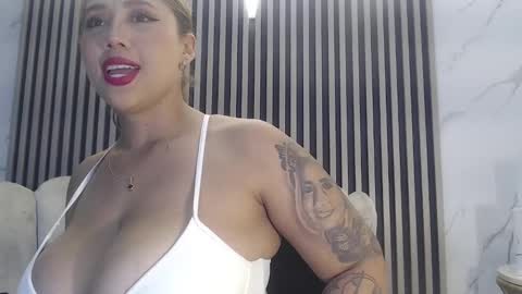 Skarleth villa online show from 09-30-25, 12:48