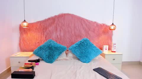 Snapshot of skarletruiz chatting on 10-01-25, 08:37 skarletruiz online show from 10-01-25, 08:37