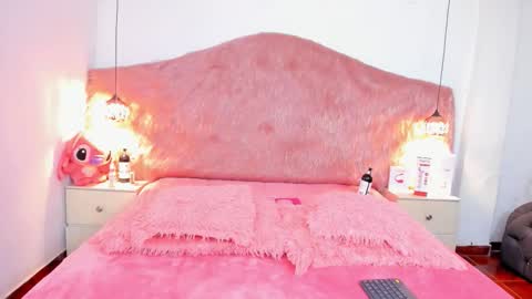 Snapshot of skarletruiz chatting on 02-26-26, 10:03 skarletruiz online show from 02-26-26, 10:03