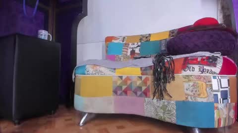 Snapshot of skarlettbarnes chatting on 04-29-26, 11:58 skarlettbarnes online show from 04-29-26, 11:58