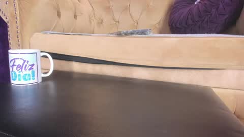 Snapshot of skarlettbarnes chatting on 05-11-26, 12:00 skarlettbarnes online show from 05-11-26, 12:00